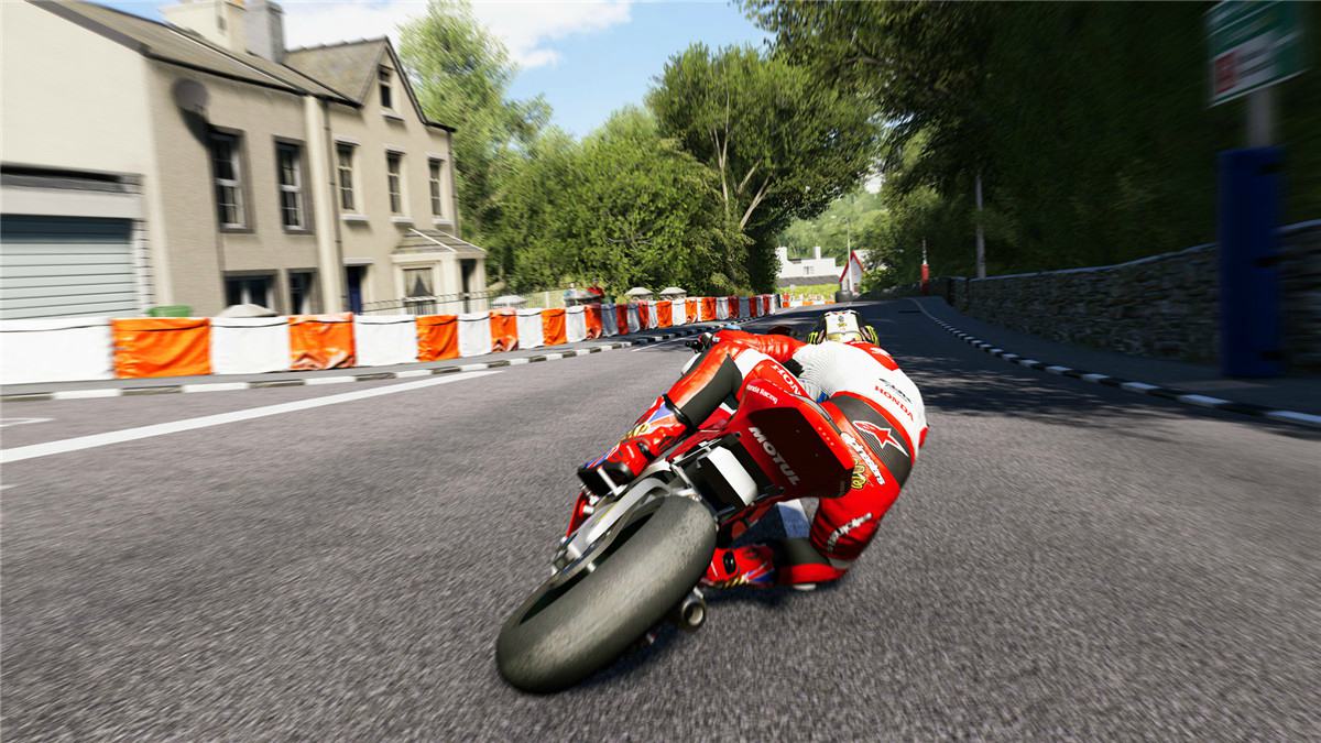 《曼岛TT摩托车大赛》v1.05全DLC 图片8 《曼岛TT摩托车大赛》v1.05全DLC 图片8